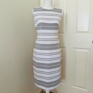 Calvin Klein White & Gray Sleeveless Ribbed Sheath Dress